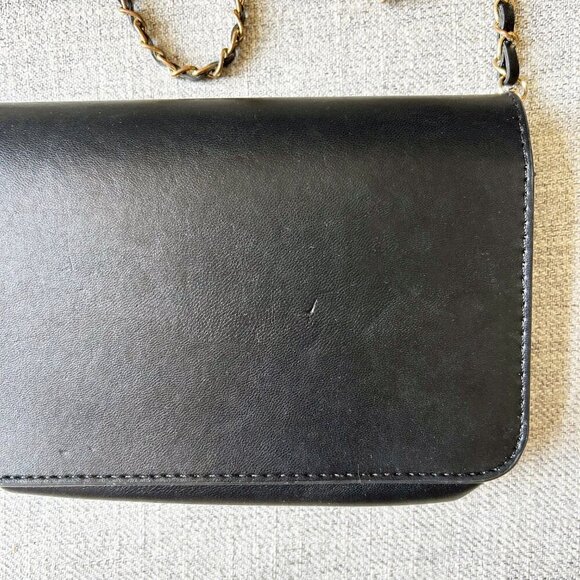 Badgley Mischka black debossed crossbody purse vegan leather - Picture 5 of 16